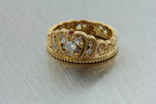 18k diamond crown ring