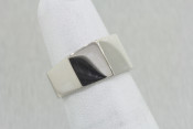 14k bolt inspired ring